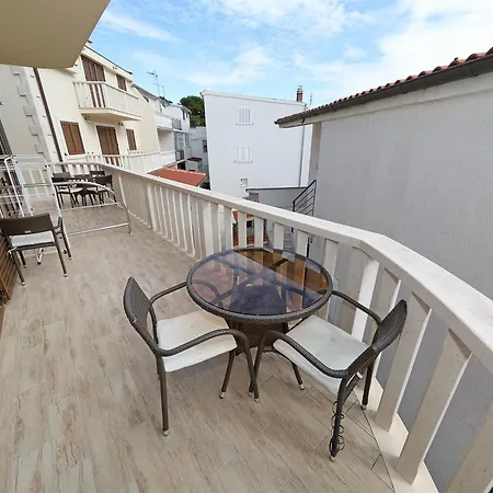Apartment Hrvoje Tisno
