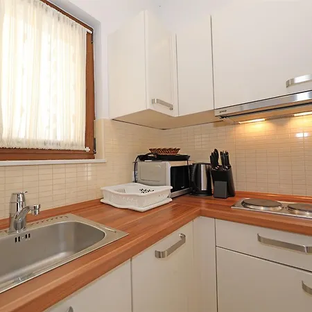 Apartment Hrvoje *