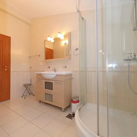 Apartment Hrvoje *